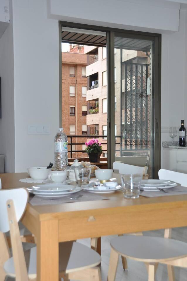Apto La Estambrera I I Wifi Y Aire Acondicionado Logroño Zewnętrze zdjęcie
